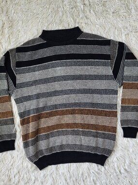 BF'G Sports Vintage 90's Sweater - Size Small
